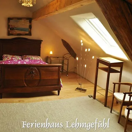 Ferienwohnung Haus Lehmgefuehl 特里尔