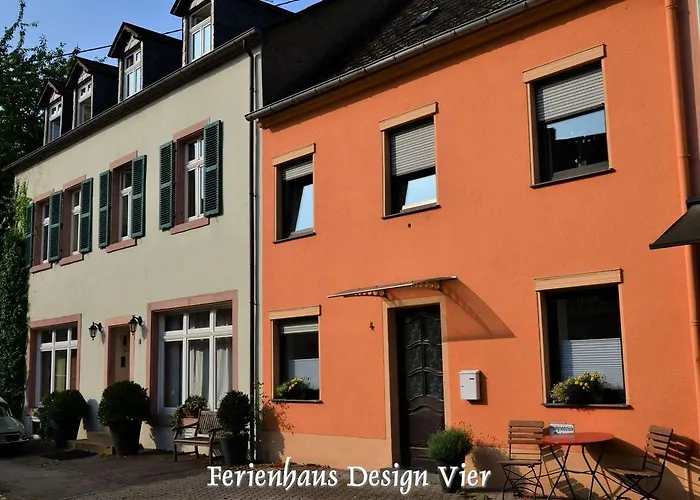 Lehmgefuehl, Design Vier, La Petite Maison Dom wakacyjny *