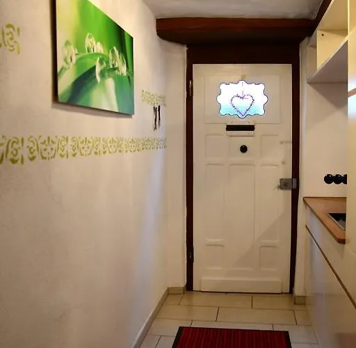 Lehmgefuehl, Design Vier, La Petite Maison Дом отдыха Трир