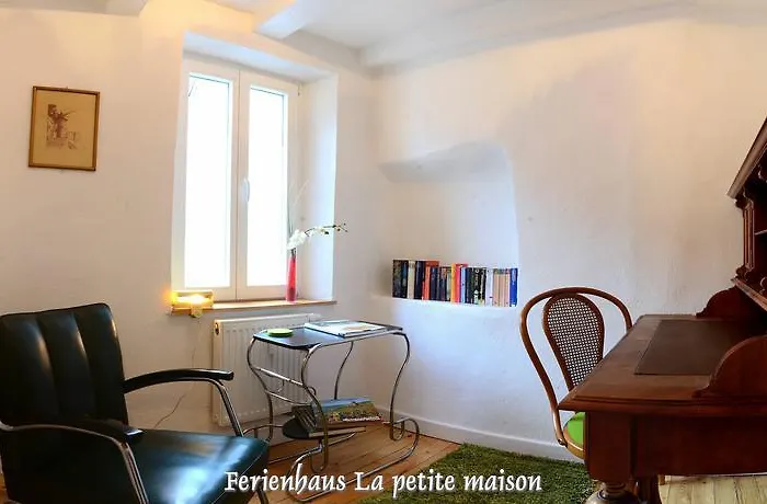 Lehmgefuehl, Design Vier, La Petite Maison