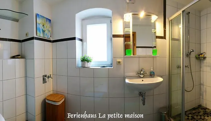 Lehmgefuehl, Design Vier, La Petite Maison Tatil Evi *